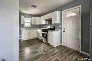 featured image of 20 8th St