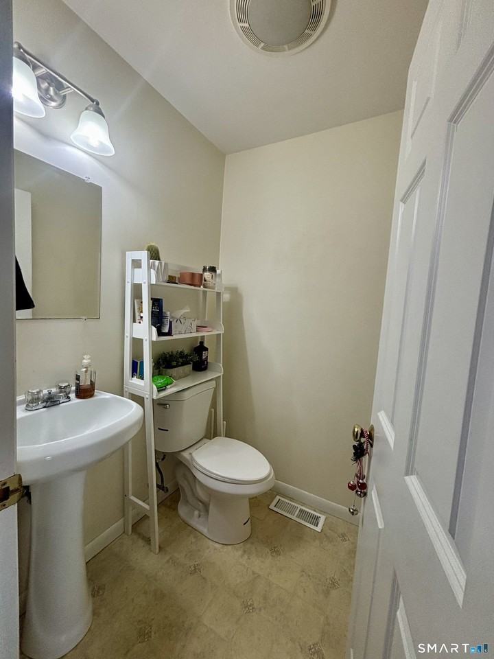 14 Old Fitch Hill Rd #B - Photo 5 of 21