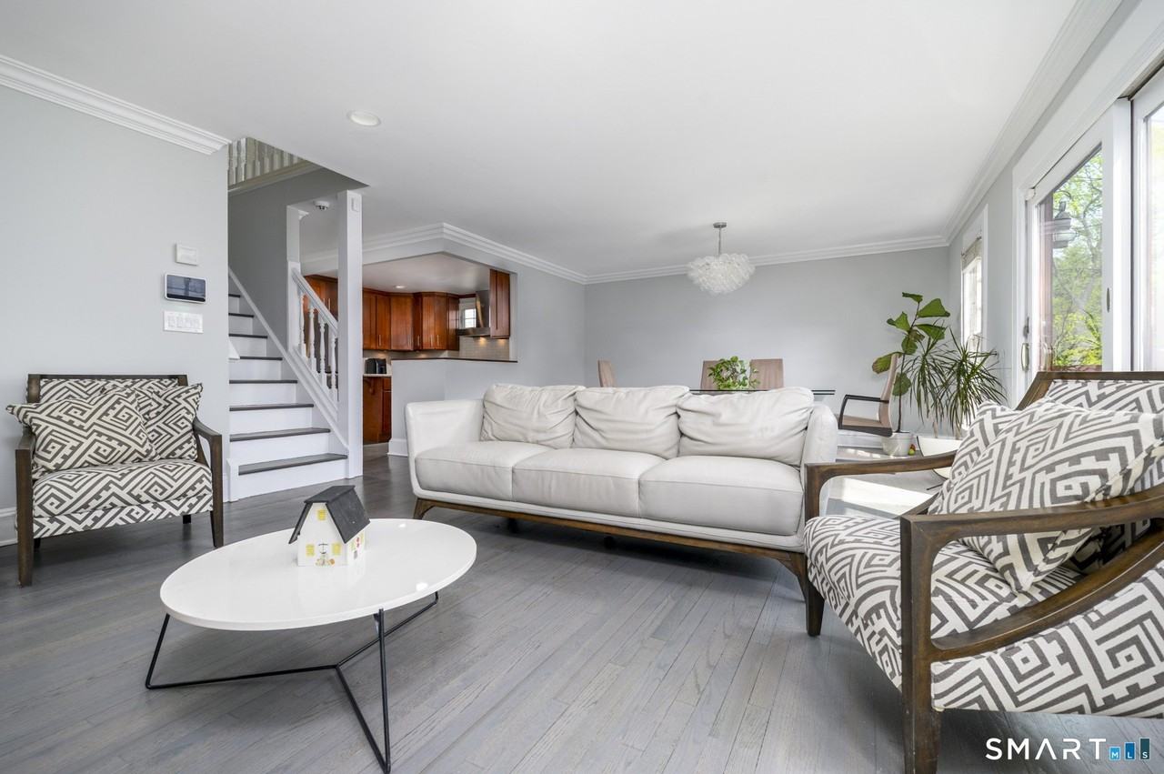 47 Indian Harbor Dr #7 - Photo 2 of 40