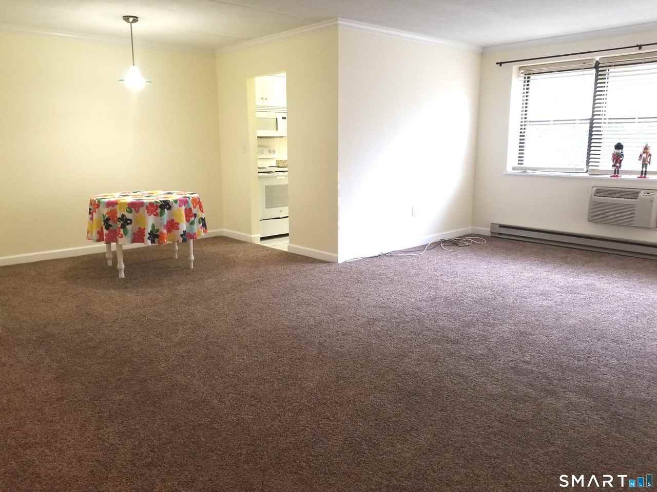 9 Park St #2R - Photo 2 of 13