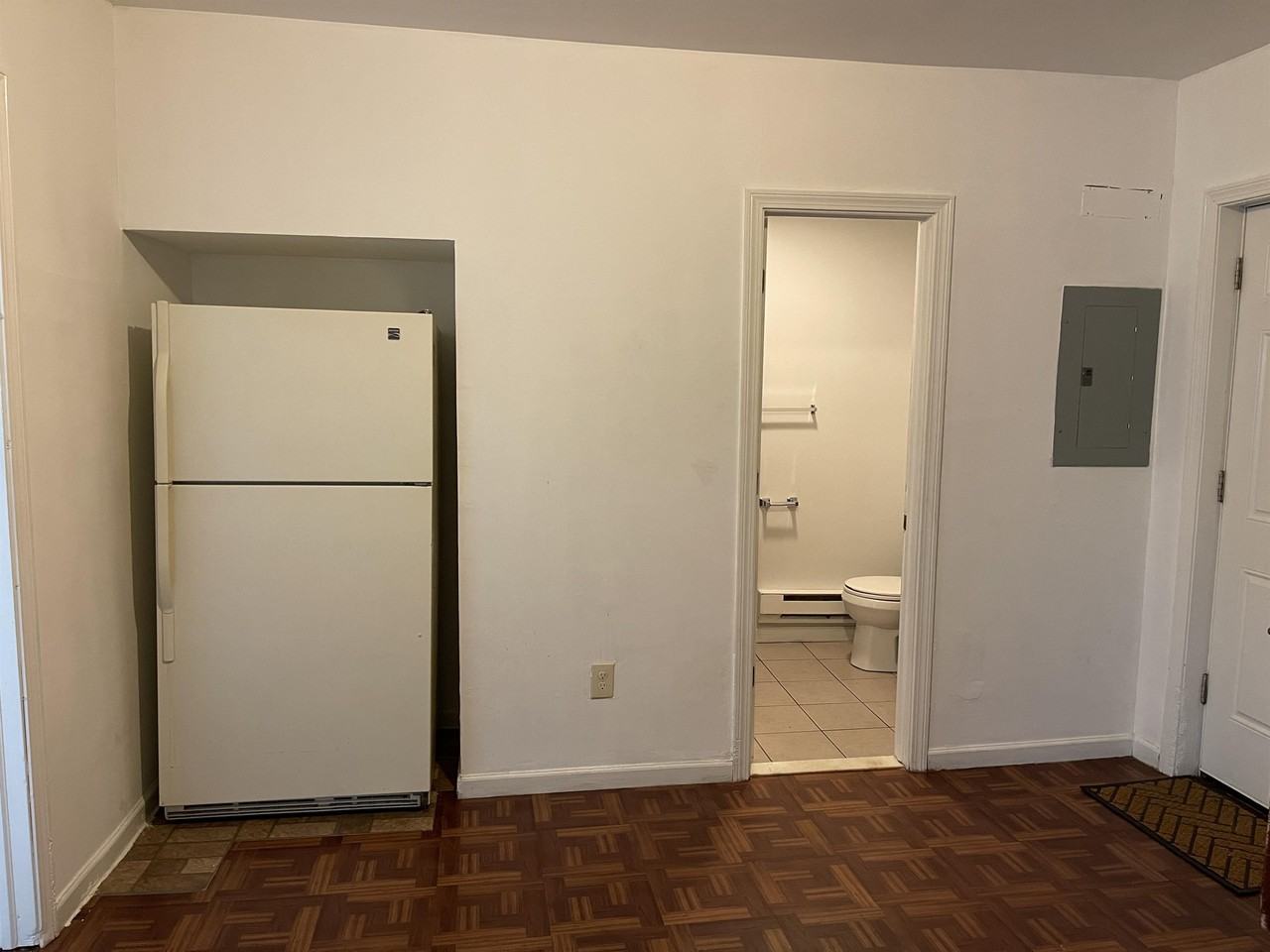 675 South Main Street - Photo 5 of 12