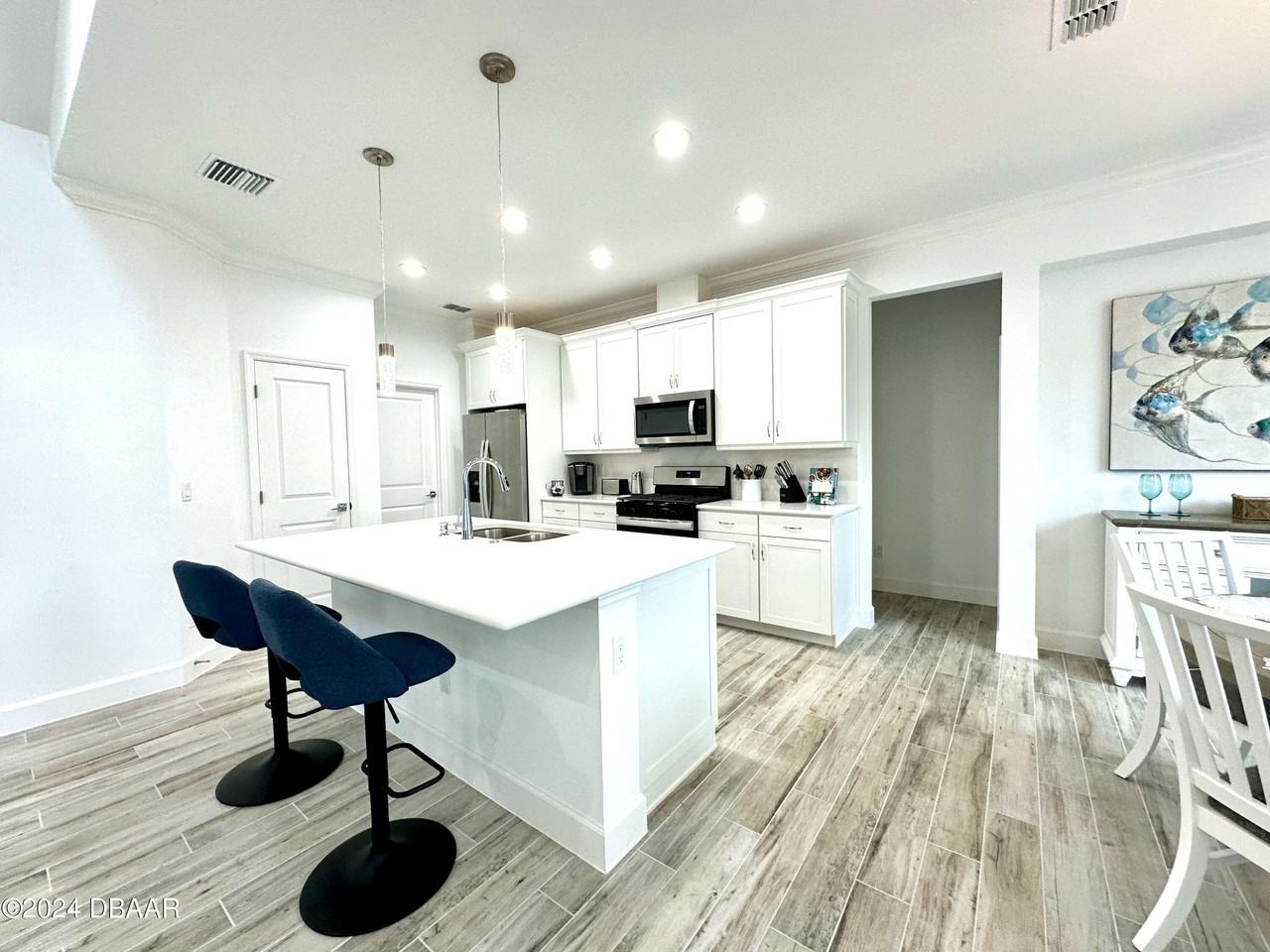 261 Hang Loose Way - Photo 4 of 28