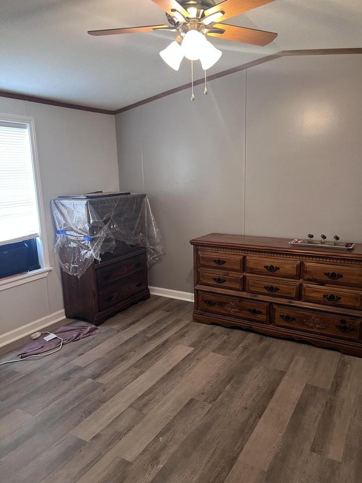 135 Henderson Rd #B - Photo 4 of 12