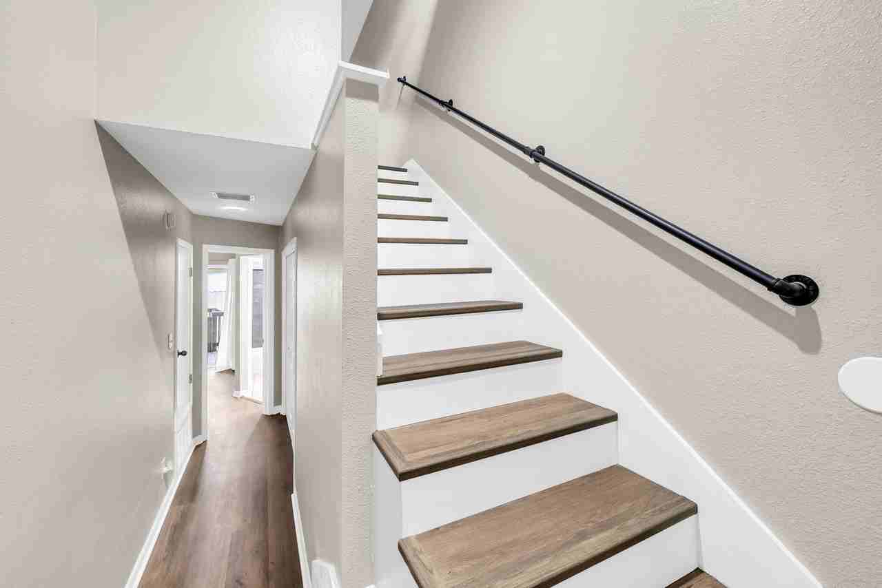200 White St #6 - Photo 2 of 34