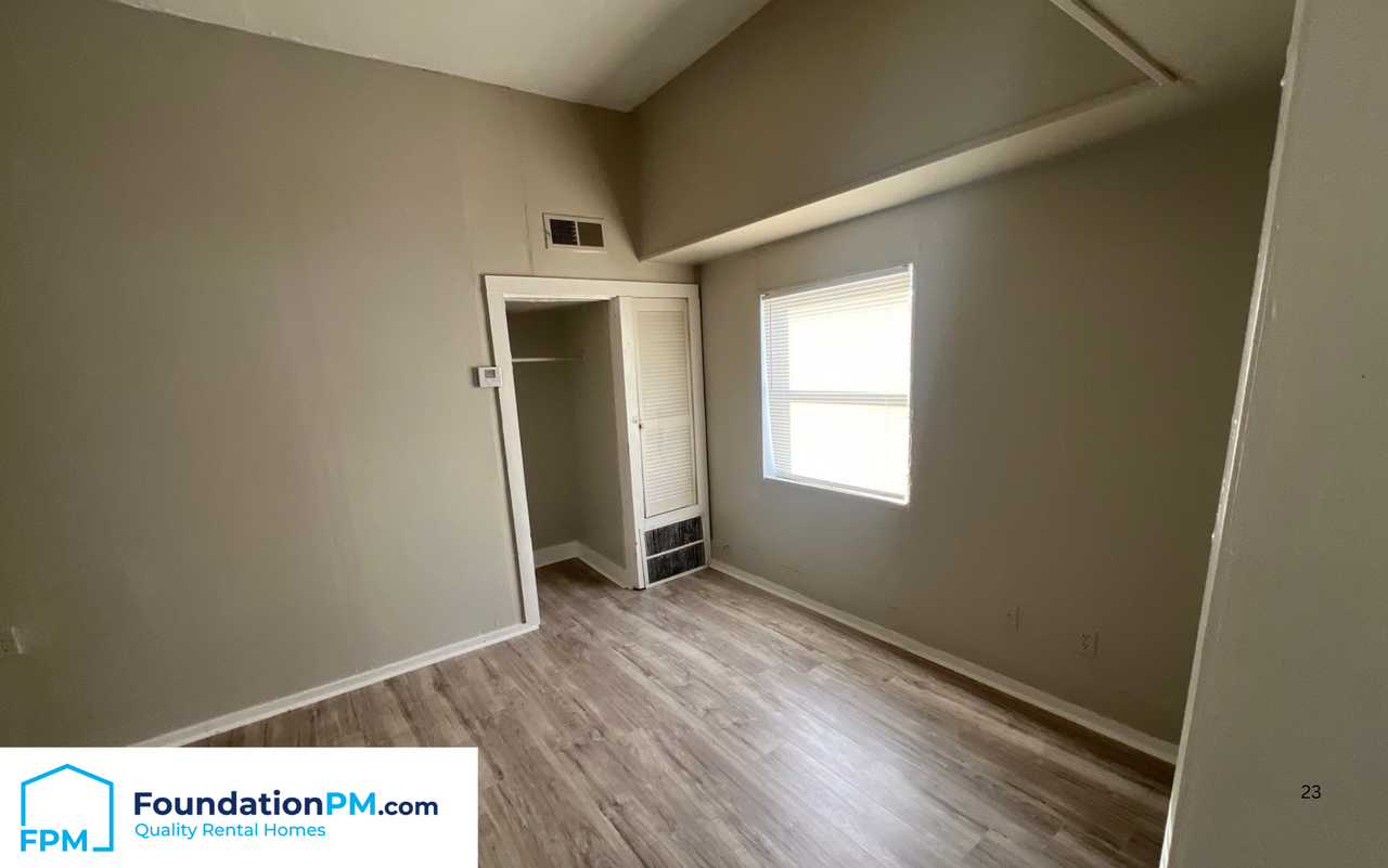 2630 Harvard Avenue - Photo 7 of 14