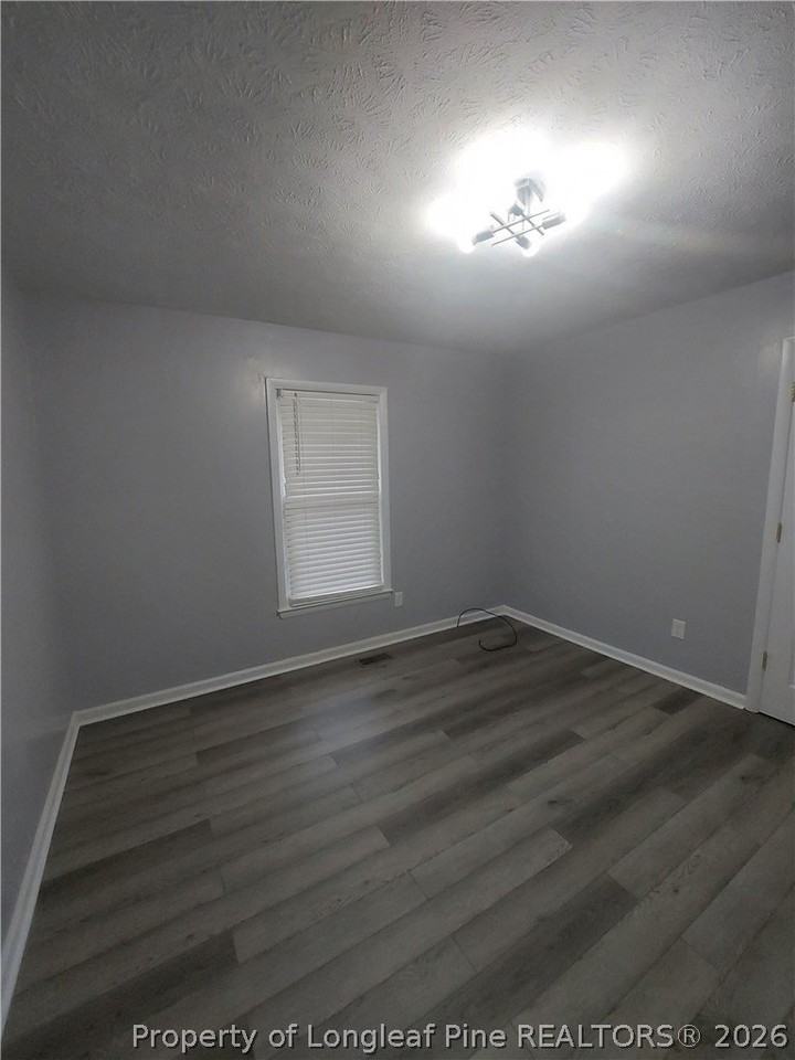 1644 Sweetgum Cir - Photo 3 of 20