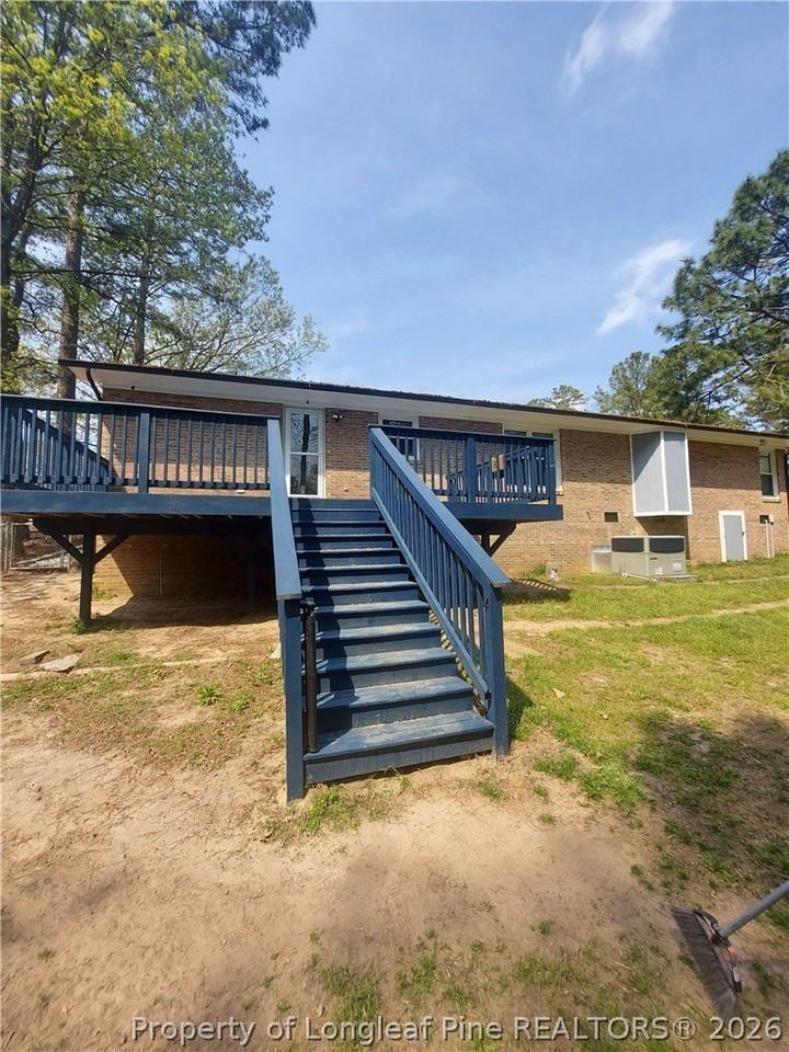 1644 Sweetgum Cir - Photo 2 of 24