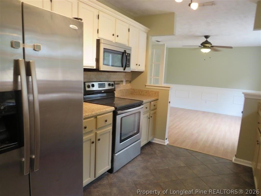 5660 Bauer St - Photo 3 of 11