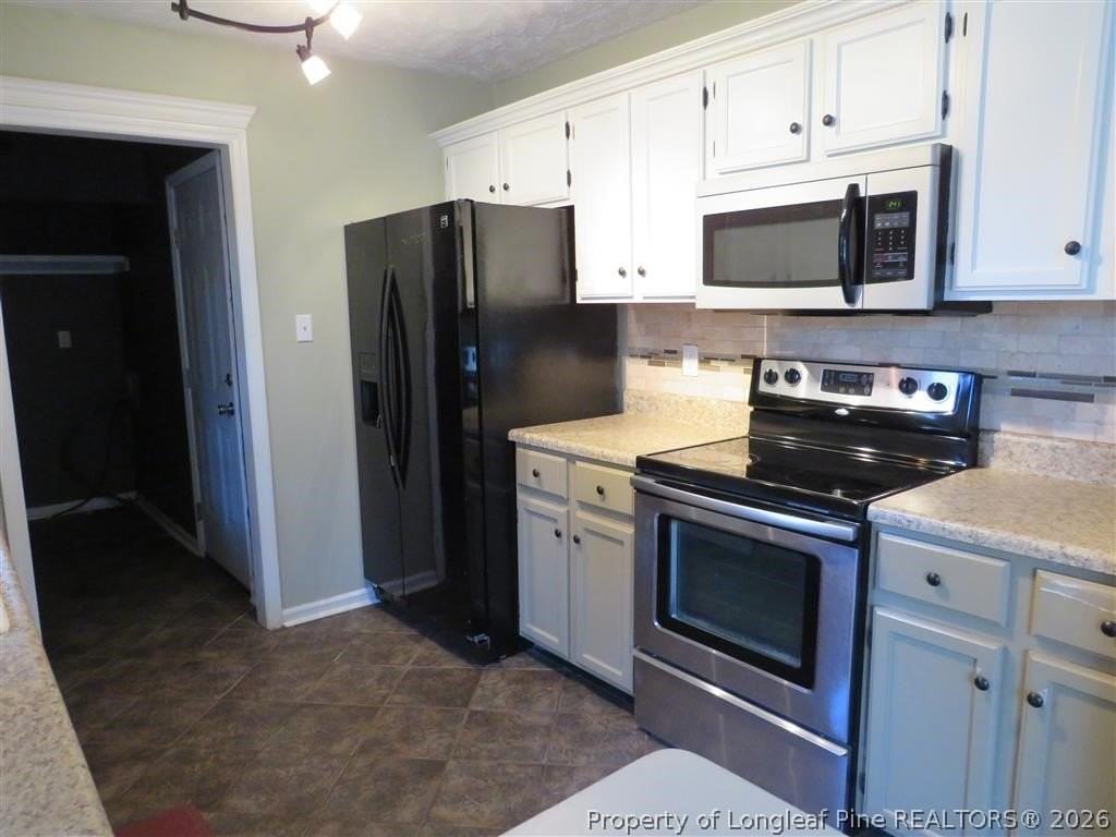 5660 Bauer St - Photo 4 of 11