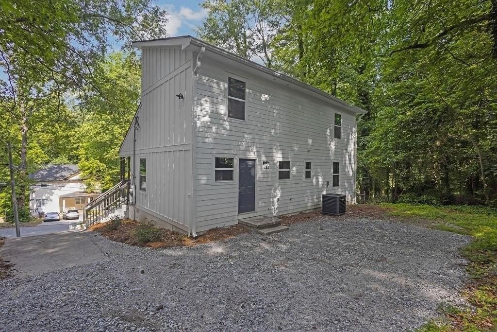 1080 Westmont Rd Sw - Photo 6 of 20