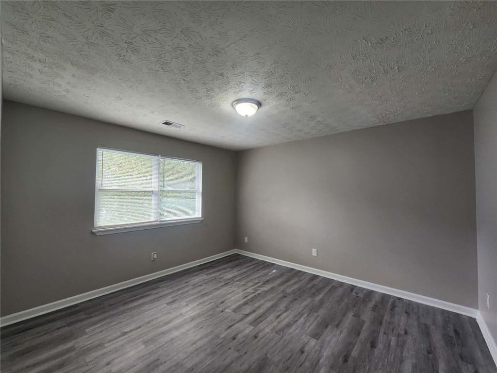 1653 Pinedale Cir Nw - Photo 6 of 9