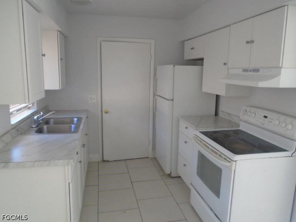 2623 Linhart Ave - Photo 4 of 8