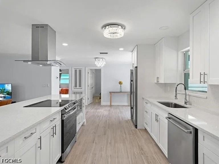 4526 Se 10th Ave - Photo 2 of 12