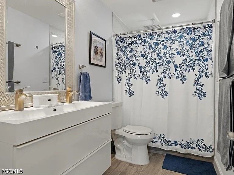 4526 Se 10th Ave - Photo 7 of 12