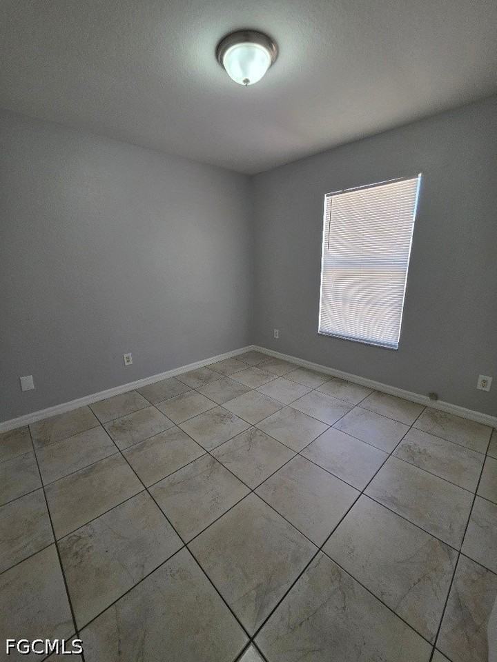 2419 Joe Ave S - Photo 7 of 16