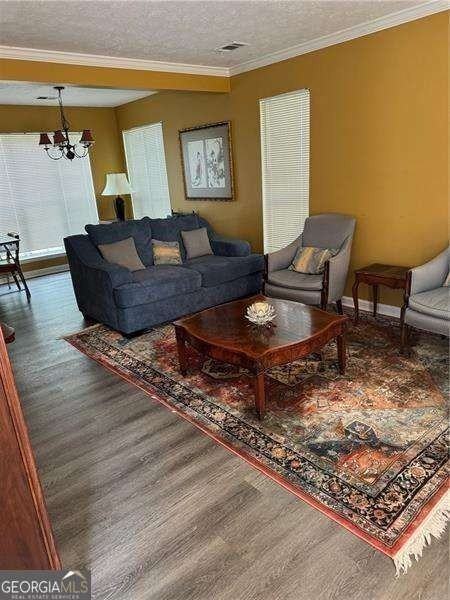 2578 Shadowbrook Dr - Photo 4 of 38