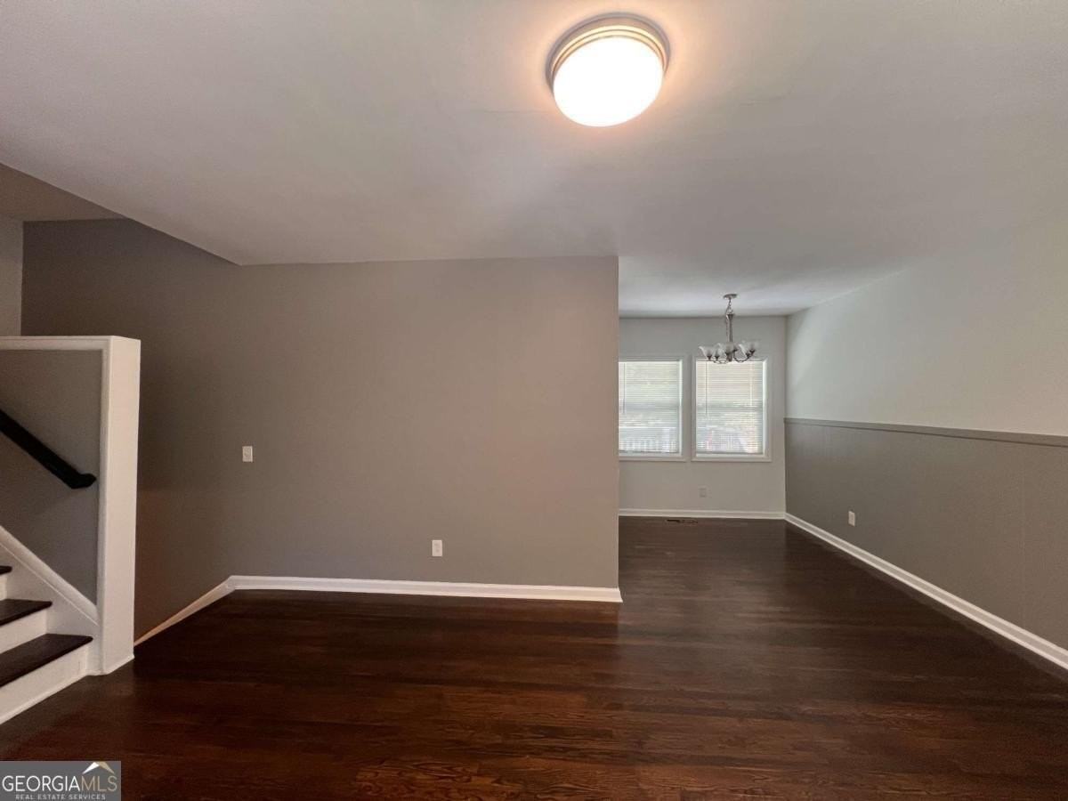 1947 Kenwood Pl Se - Photo 3 of 41