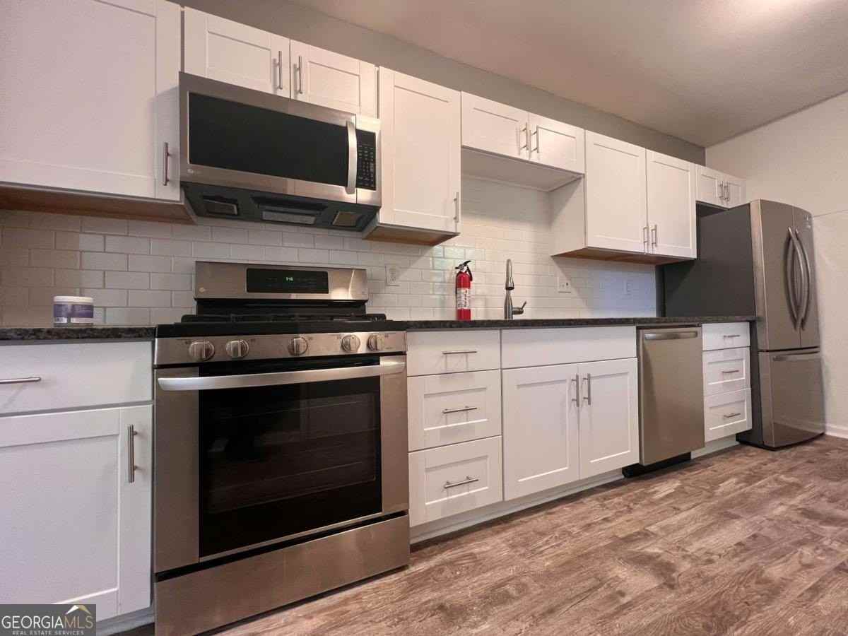 1947 Kenwood Pl Se - Photo 6 of 41