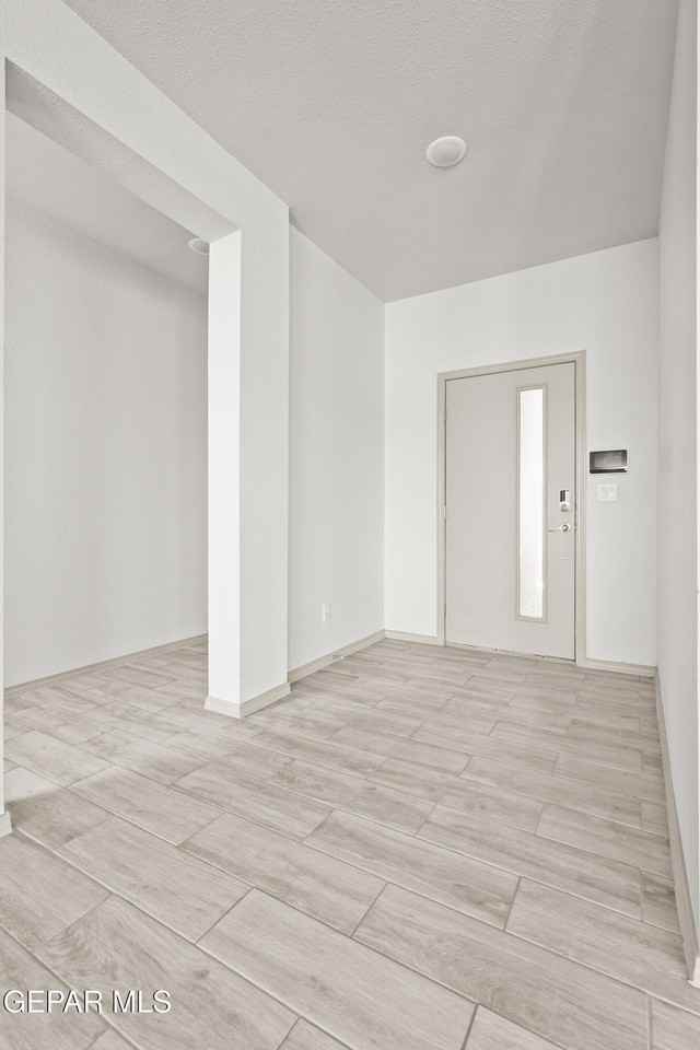 12049 Hidden Gardens Pl - Photo 5 of 31