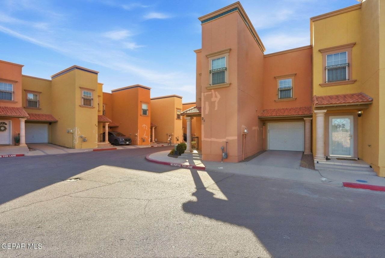 3150 N Yarbrough Dr #D1 - Photo 3 of 45