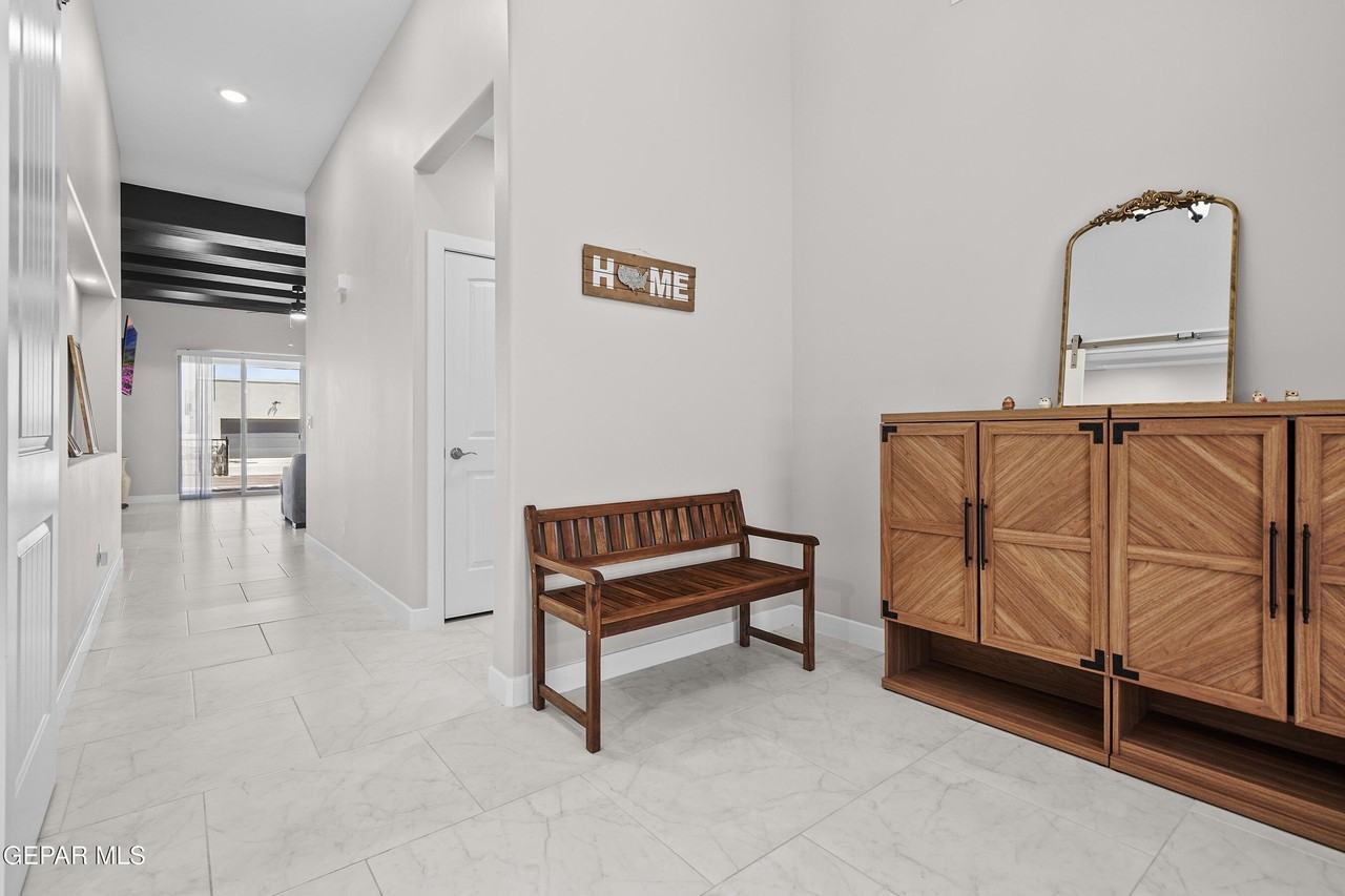 2332 Mike Price Dr - Photo 5 of 36