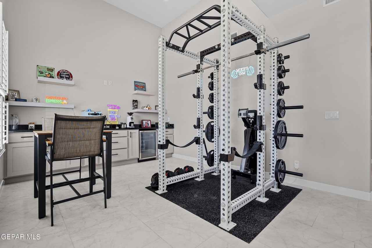 2332 Mike Price Dr - Photo 7 of 36