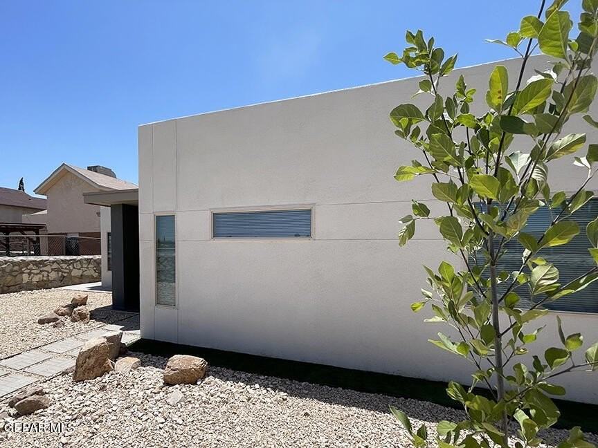 9467 Landry Mckee Ln #B - Photo 3 of 23