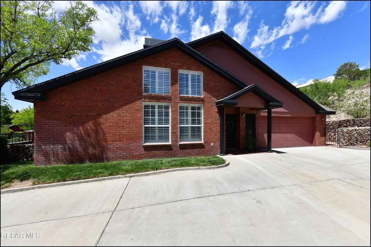 31 Stratford Hall Cir - Photo 5 of 50