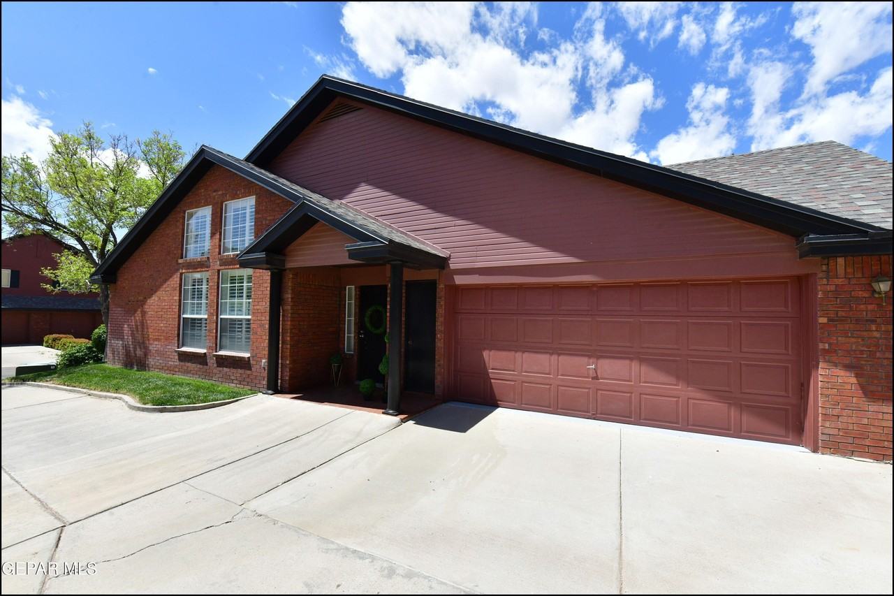 31 Stratford Hall Cir - Photo 7 of 50