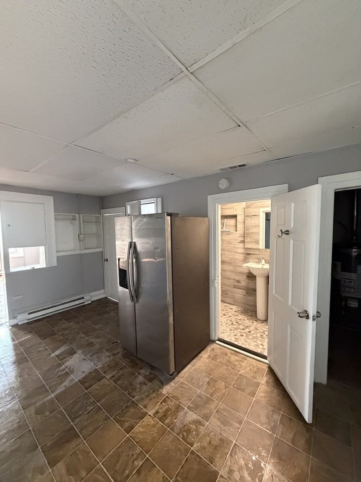 561-565 Congress Street - Photo 4 of 50