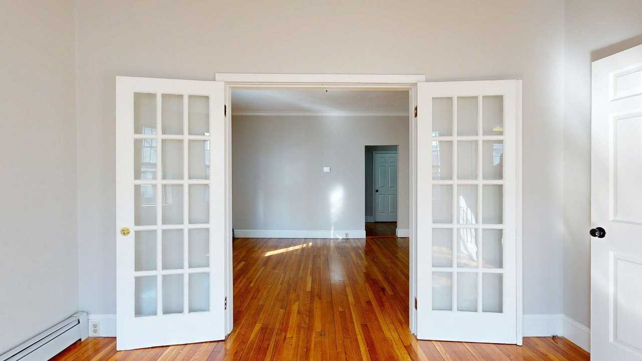 52 Clark Avenue - Photo 7 of 50
