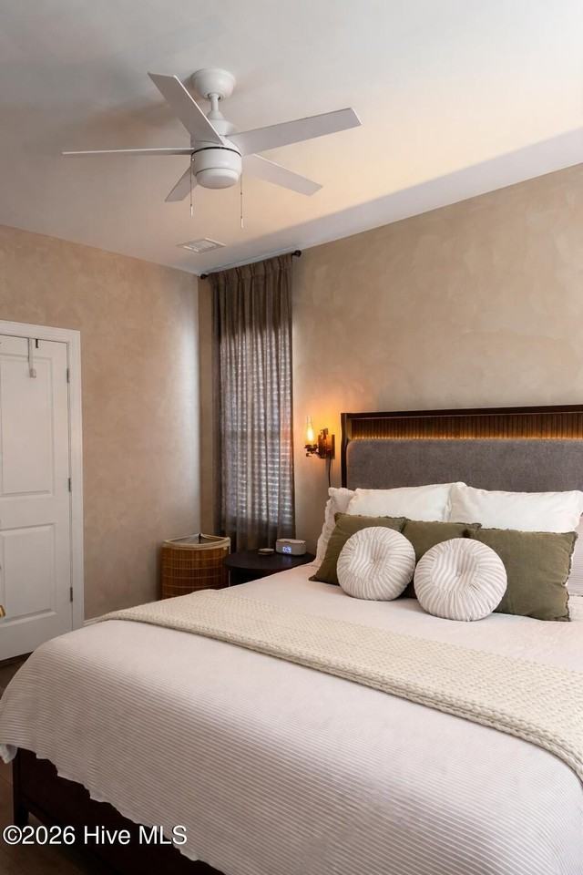 1419 King St - Photo 6 of 19