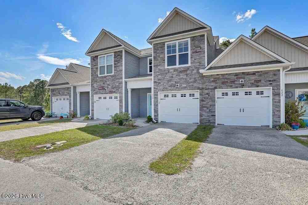 424 Guppy Loop Road - Photo 2 of 29
