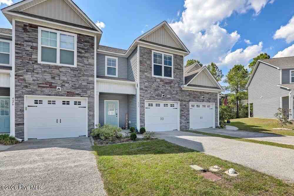 424 Guppy Loop Road - Photo 3 of 29