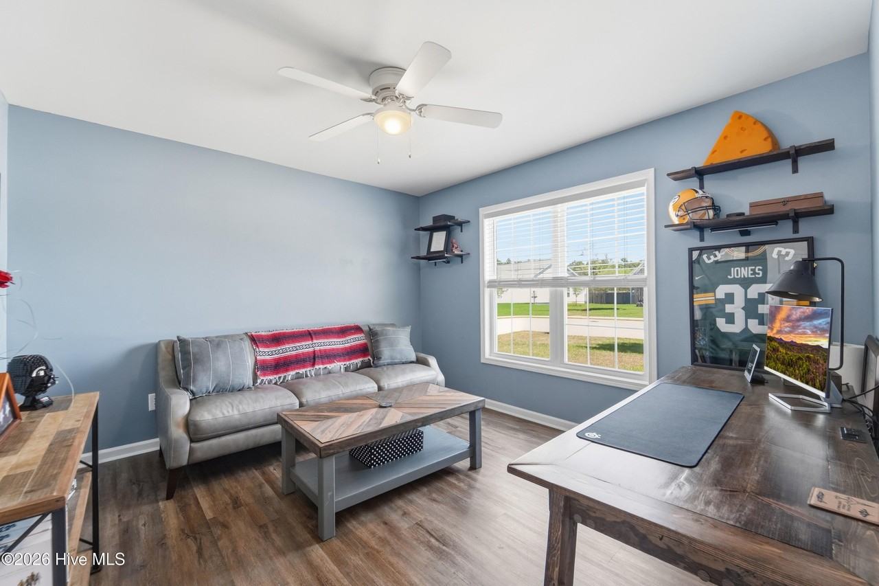 292 Independence Blvd - Photo 6 of 38