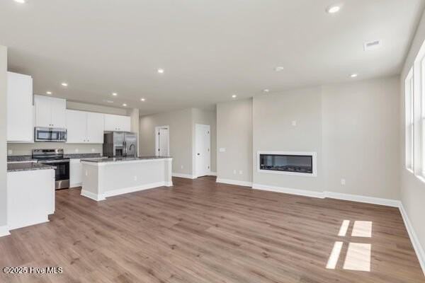 6202 Raystone Way - Photo 7 of 37