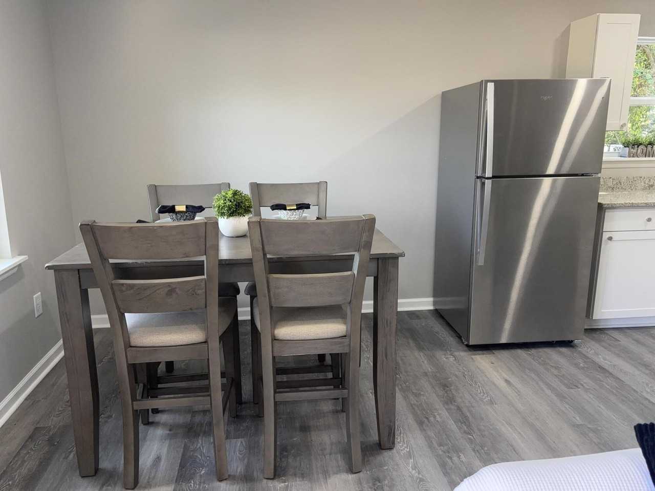 1822 Catalina Dr - Photo 5 of 24