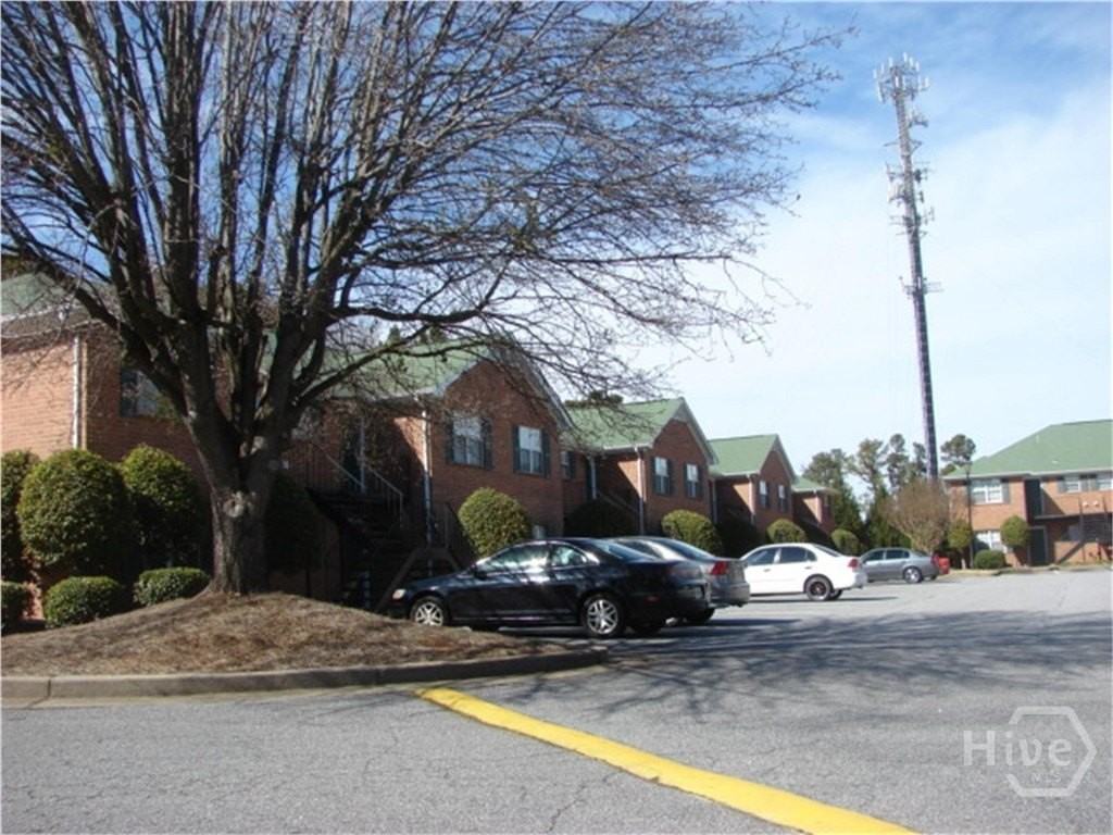 2165 S Milledge Ave #12