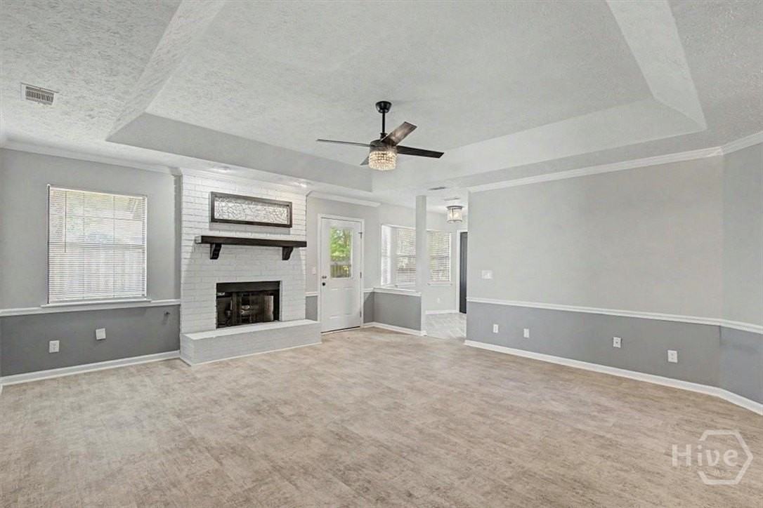 13 N Nicholson Cir - Photo 6 of 40