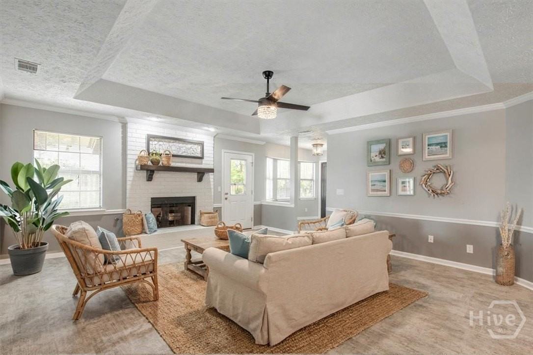 13 N Nicholson Cir - Photo 7 of 40