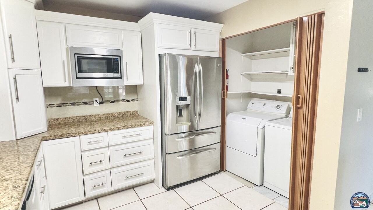 22 E Hawk St - Photo 6 of 15