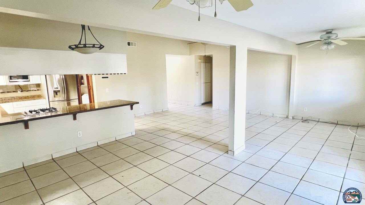 22 E Hawk St - Photo 7 of 15