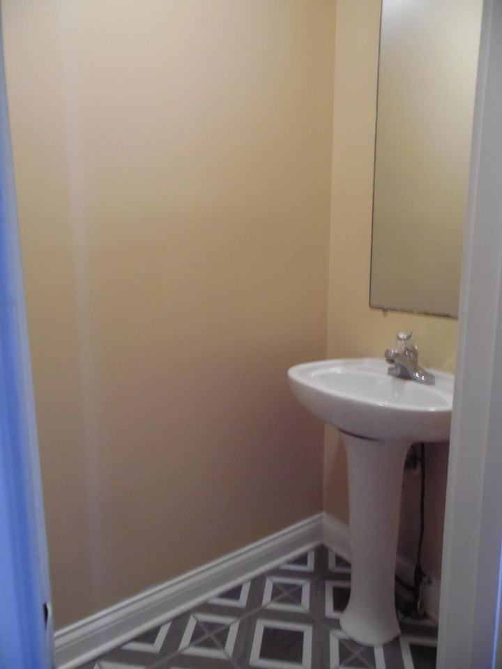 925 Altamont Ct #C - Photo 6 of 10