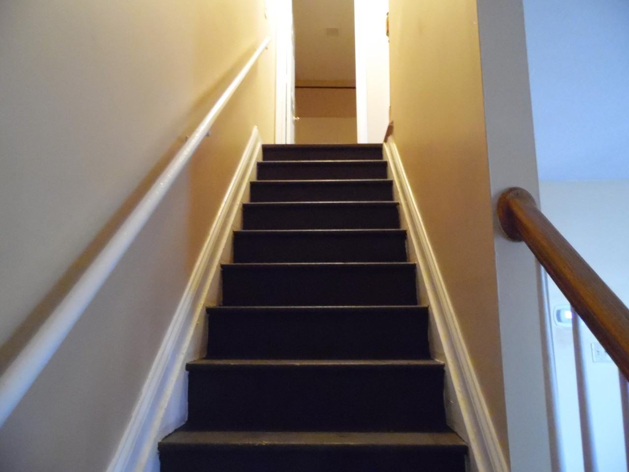 925 Altamont Ct #C - Photo 7 of 10