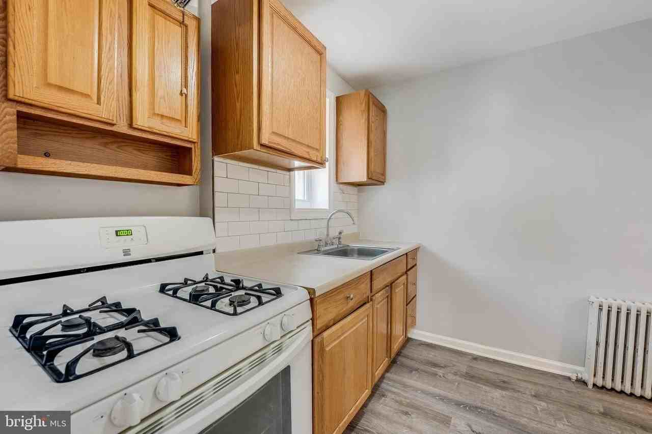 2726 Washington Blvd - Photo 4 of 12