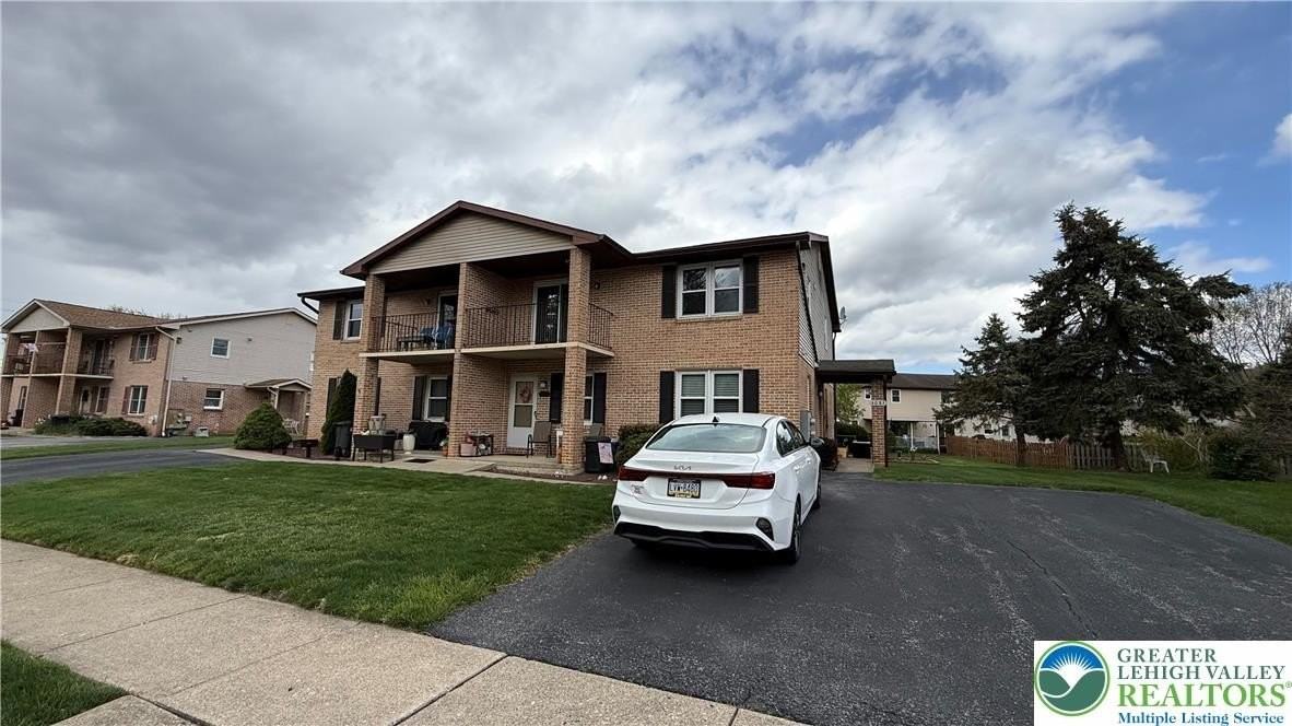 4083 Vaughn St - Photo 2 of 16