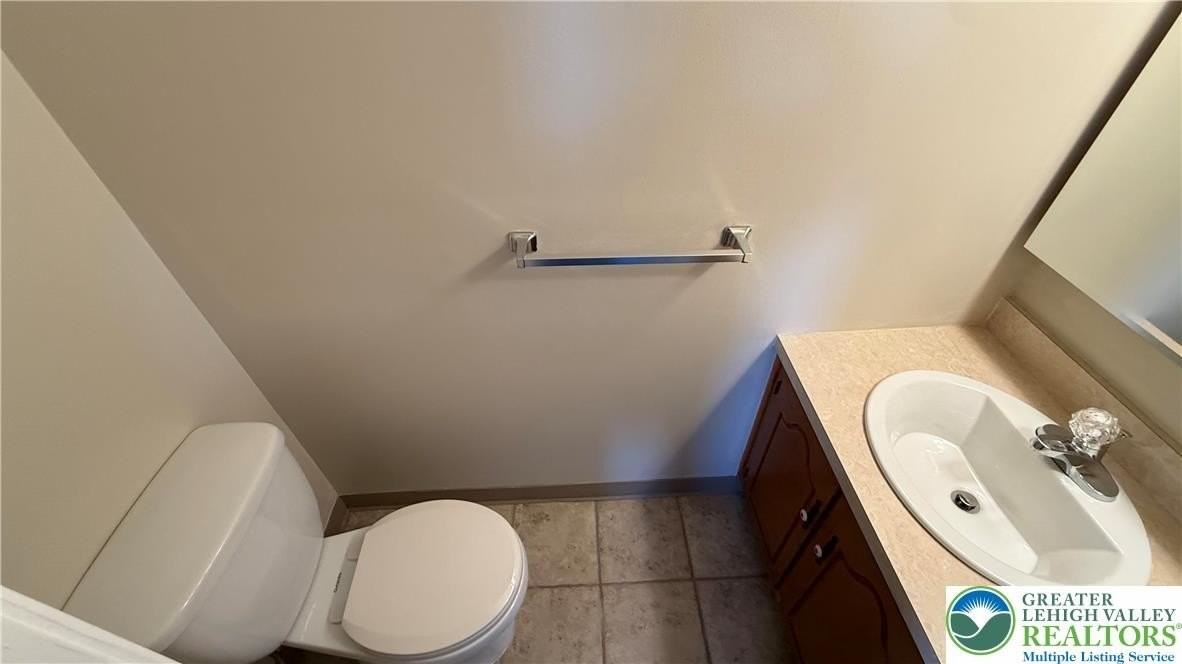 4083 Vaughn St - Photo 7 of 16