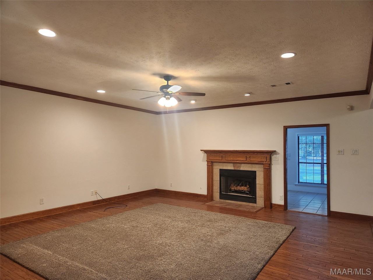 1174 Old Prattville Rd - Photo 7 of 42