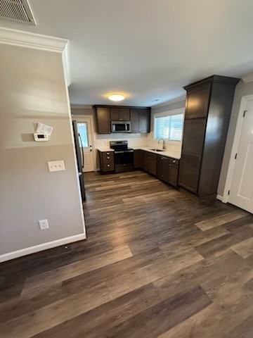 304 West College Street* - Photo 3 of 7