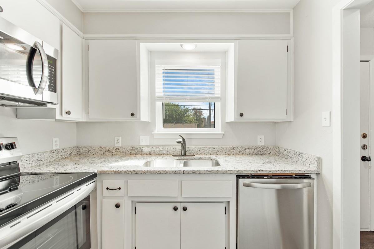 7700 Chapin Road - Photo 4 of 14